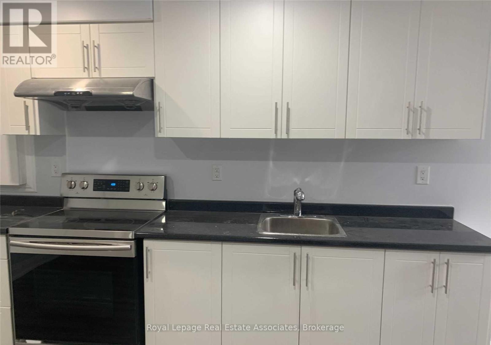 Bsmt - 71 Drinkwater Drive, Brampton, Ontario  L6Y 4T8 - Photo 4 - W12475951