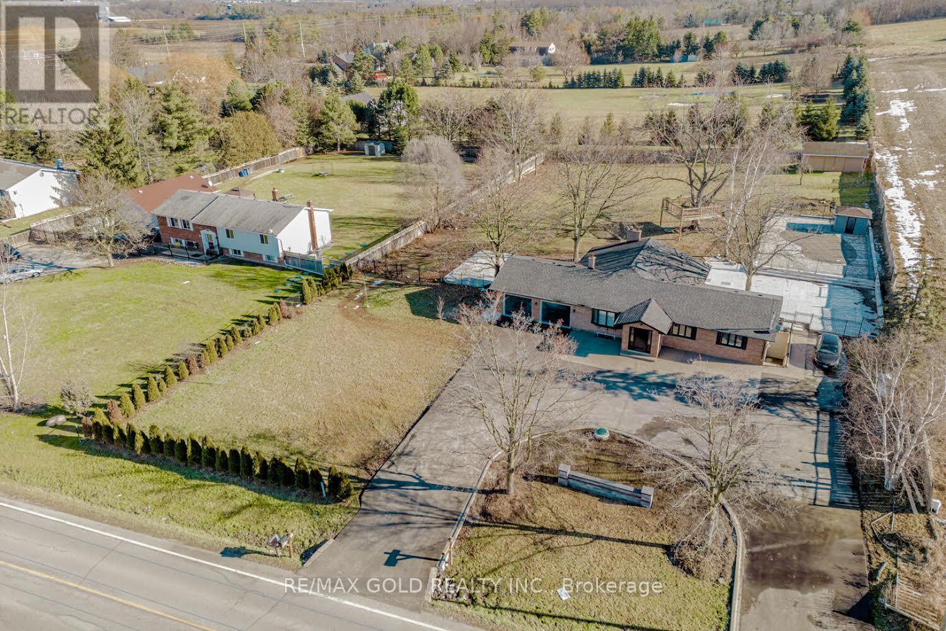 11820 5 SIDE ROAD, Halton Hills, Ontario