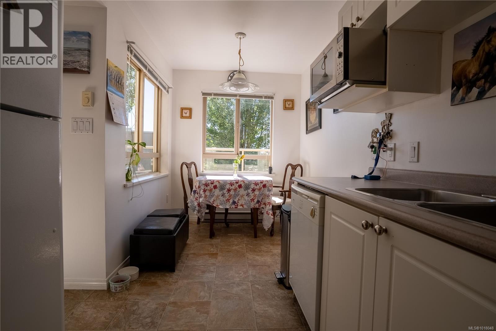 110 121 Aldersmith Pl, View Royal, British Columbia  V9A 7M7 - Photo 7 - 1018048