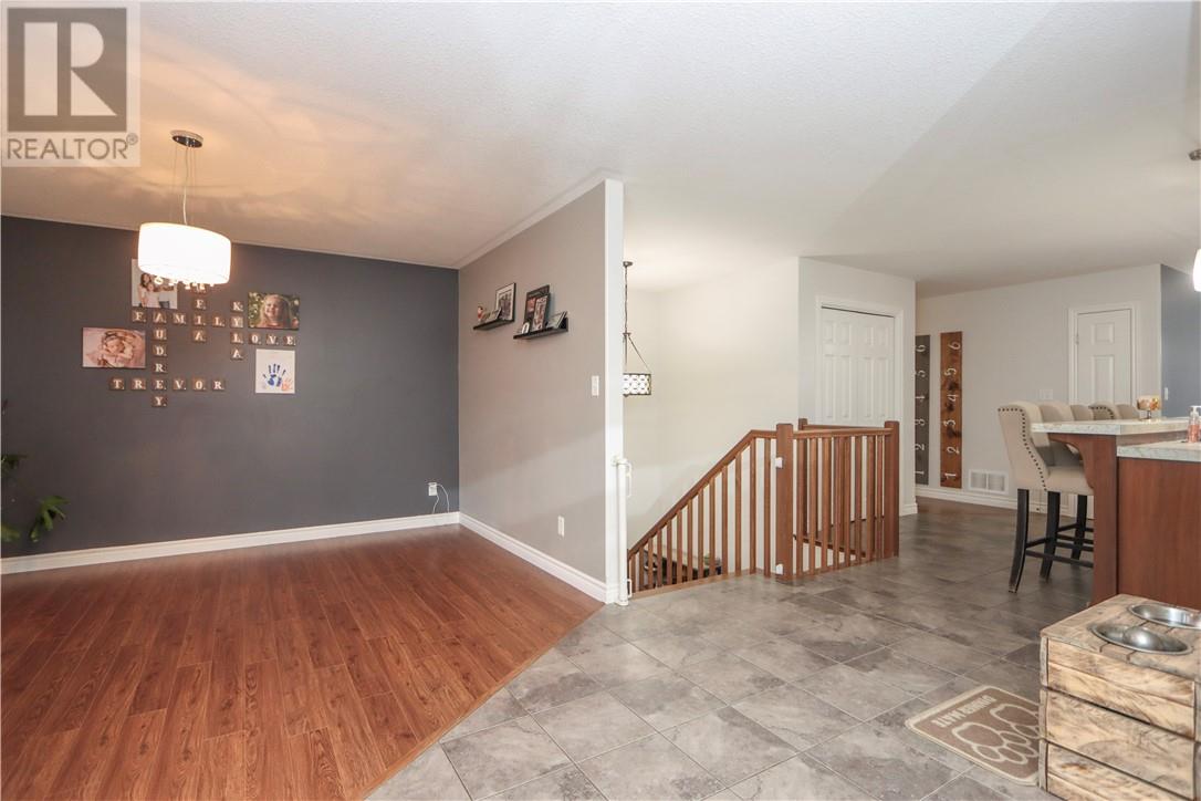 150 Springhill Drive, Garson, Ontario P3L 0A7 - Photo 5 - 2125337