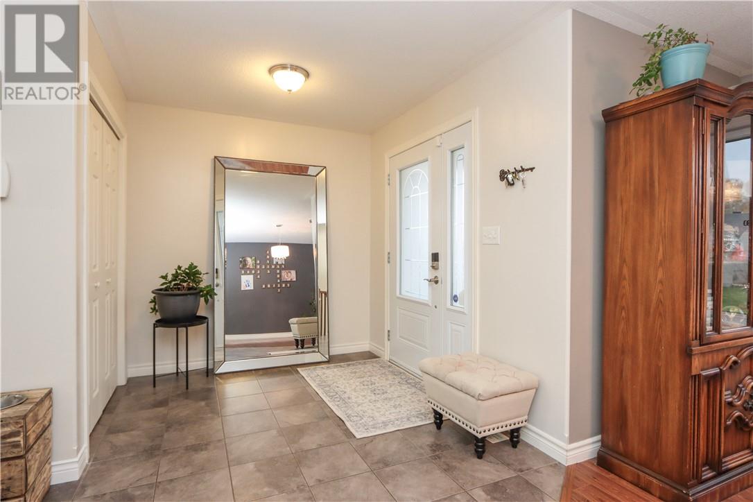 150 Springhill Drive, Garson, Ontario P3L 0A7 - Photo 4 - 2125337