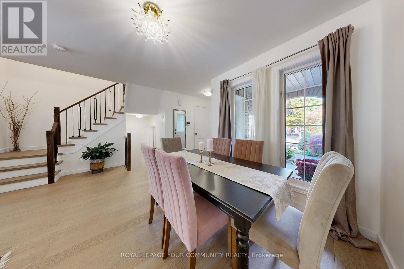 29 Peninsula Crescent, Richmond Hill (Rouge Woods), Ontario  L4S 1V1 - Photo 11 - N12475802