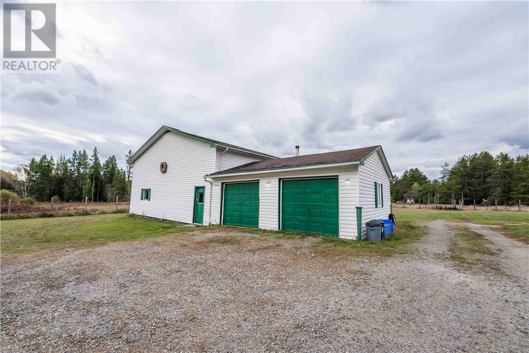 460 Burns Crossover Road, Webbwood, Ontario  P0P 2G0 - Photo 25 - 2125339