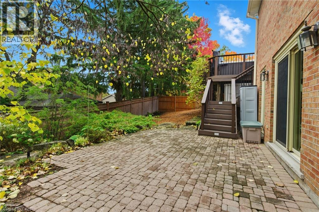 11 Mays Crescent, Waterdown, Ontario  L0R 2H4 - Photo 35 - 40779061
