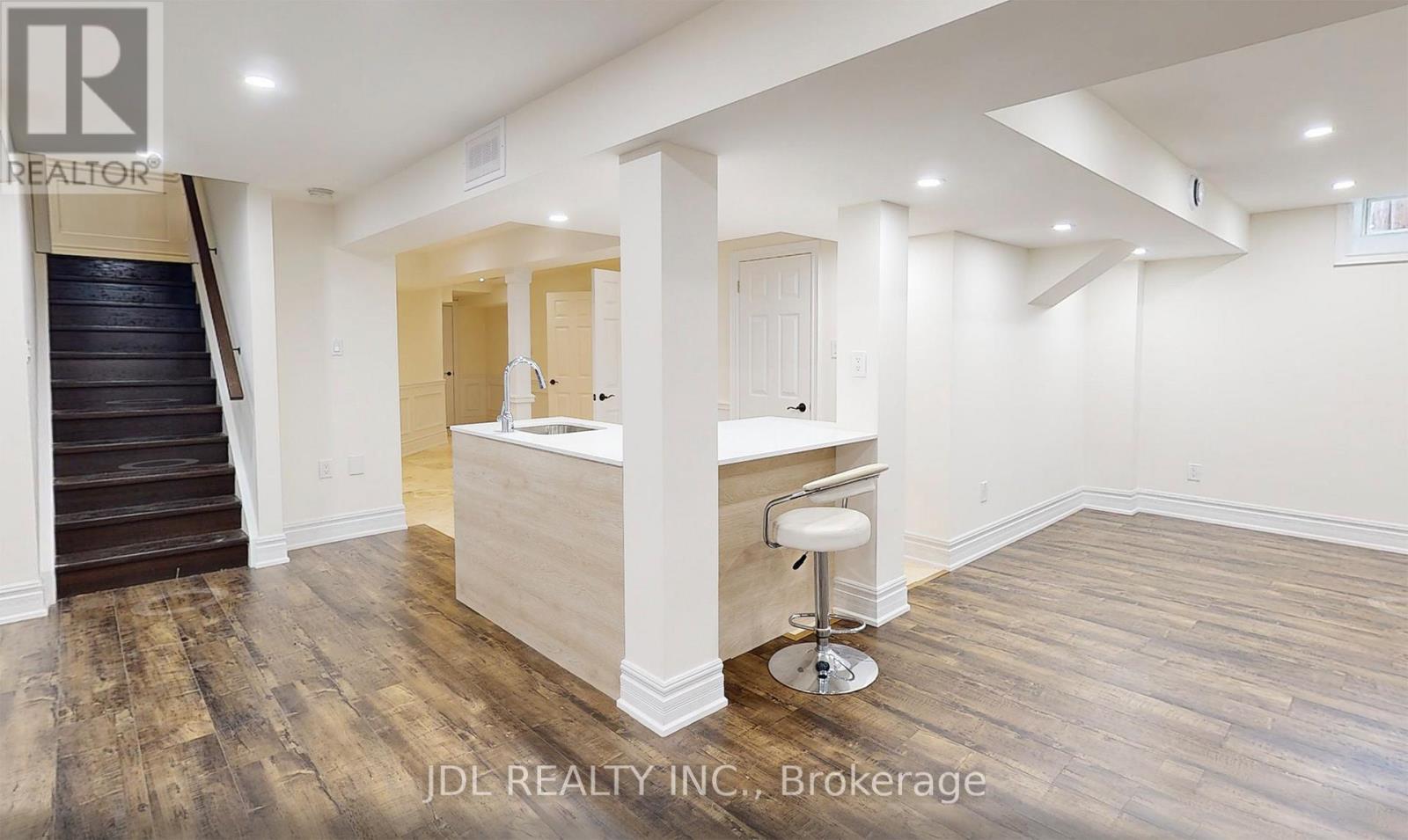 26 Santa Amato Crescent, Vaughan (Patterson), Ontario  L4J 0C4 - Photo 44 - N12466656