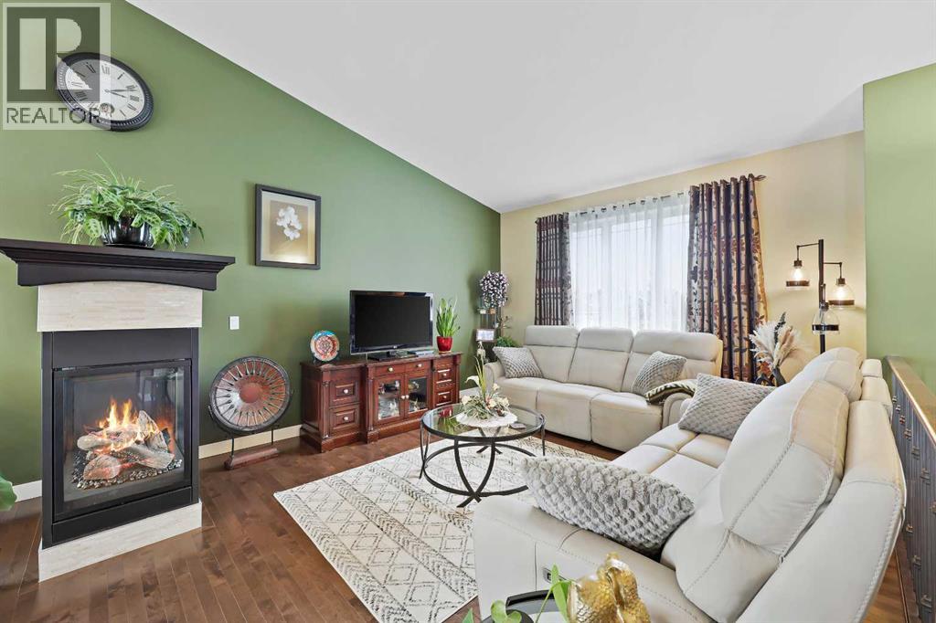 651 West Highland Crescent, Carstairs, Alberta  T0M 0N0 - Photo 7 - A2261591