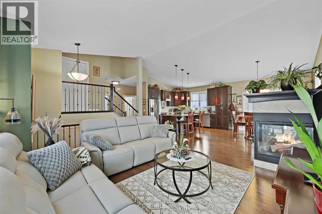 651 West Highland Crescent, Carstairs, Alberta  T0M 0N0 - Photo 8 - A2261591