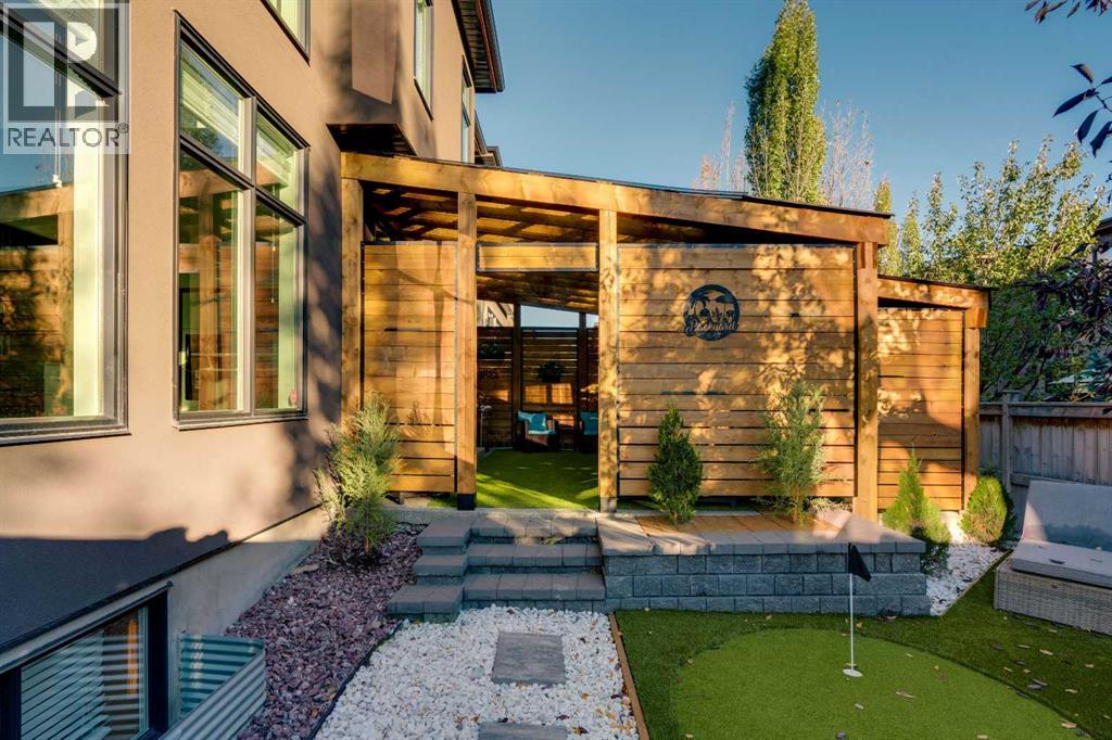 86 West Point Mews Sw, Calgary, Alberta  T3H 0X5 - Photo 48 - A2262618