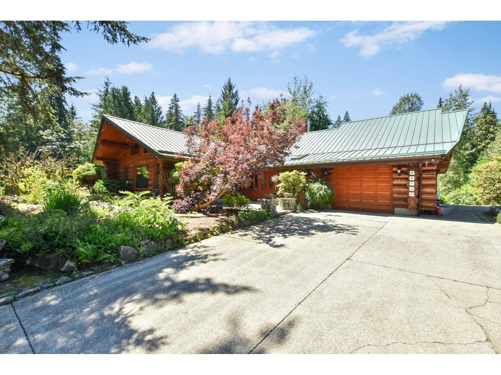 9921 Watt Street, Mission, British Columbia  V2V 0B6 - Photo 1 - R3040540