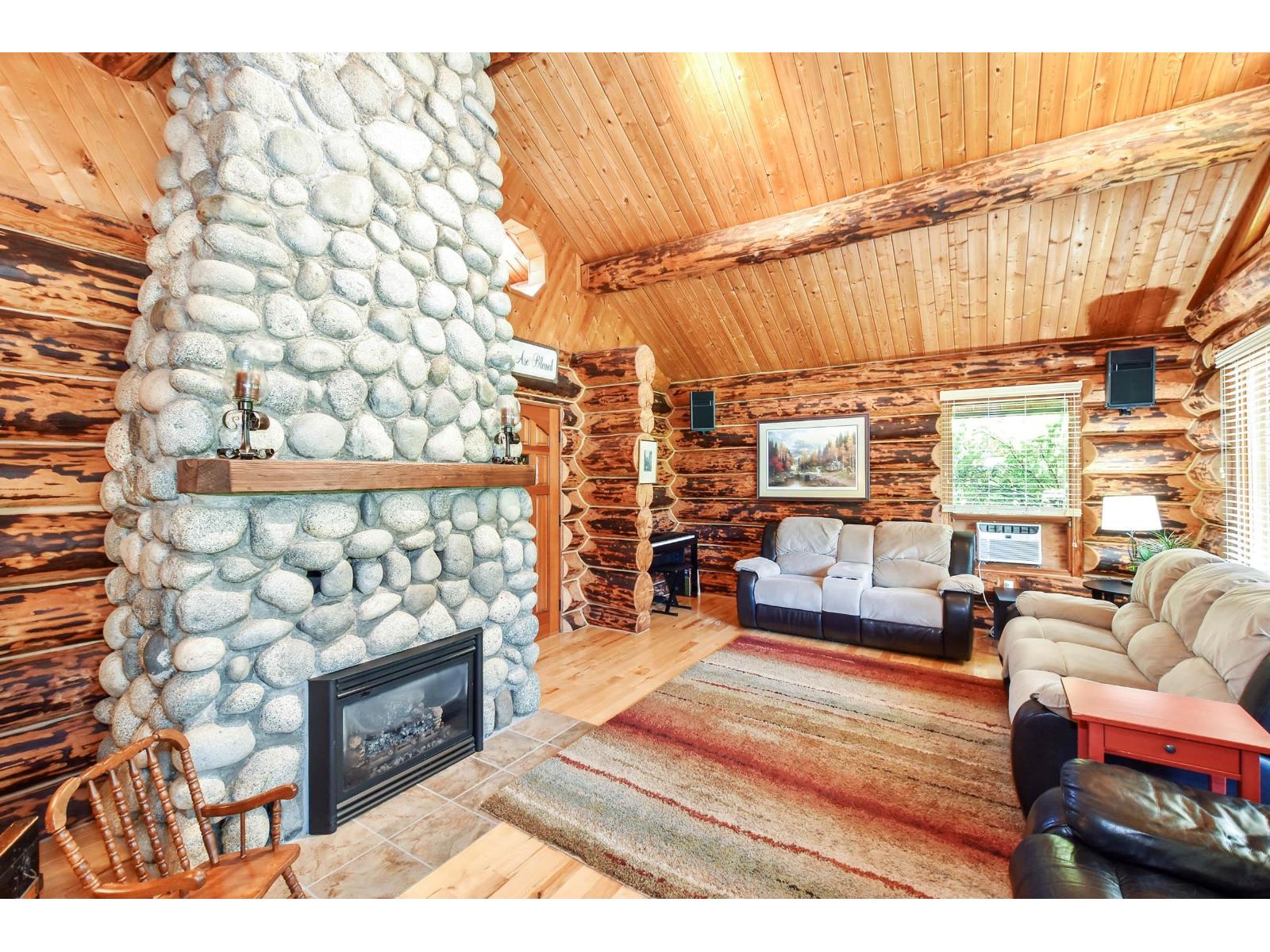 9921 Watt Street, Mission, British Columbia  V2V 0B6 - Photo 4 - R3040540