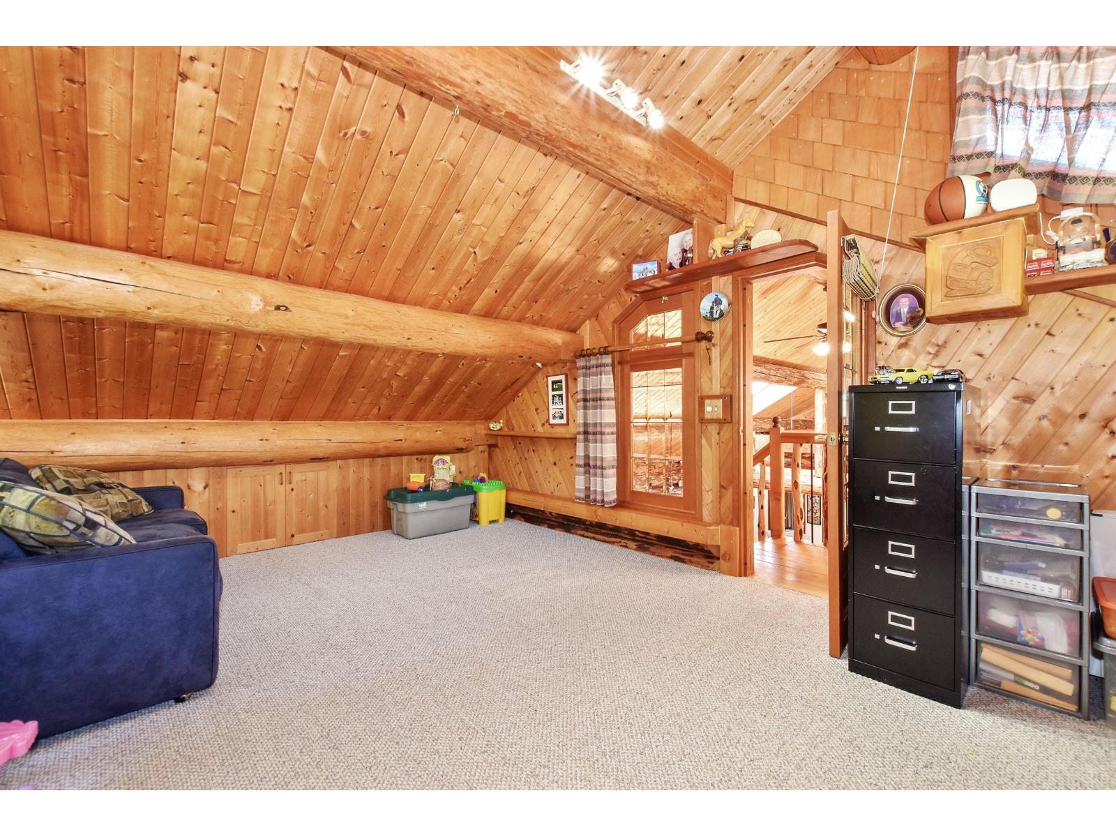 9921 Watt Street, Mission, British Columbia  V2V 0B6 - Photo 17 - R3040540