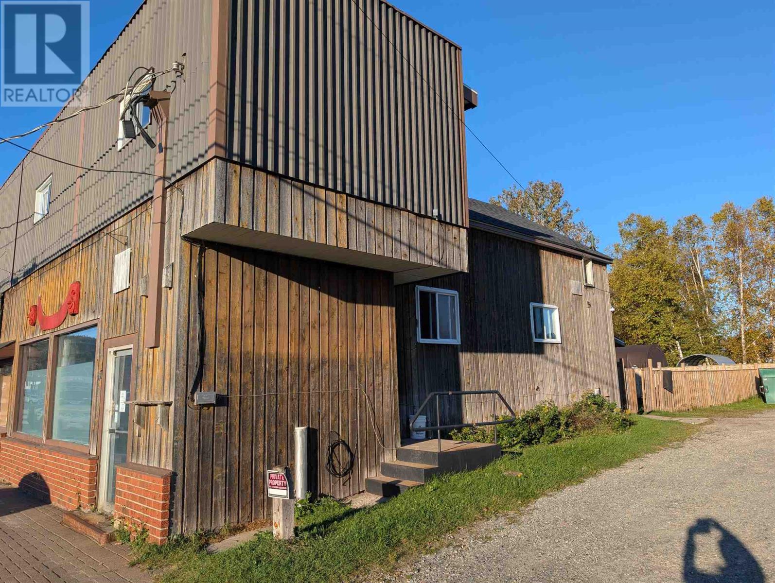 67 Broadway Ave, Wawa, Ontario P0S 1K0 - Photo 2 - SM253054