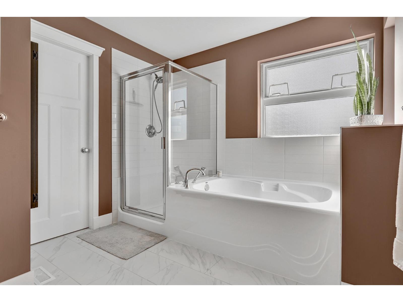 16980 77a Avenue, Surrey, British Columbia  V4N 6L2 - Photo 22 - R3060916