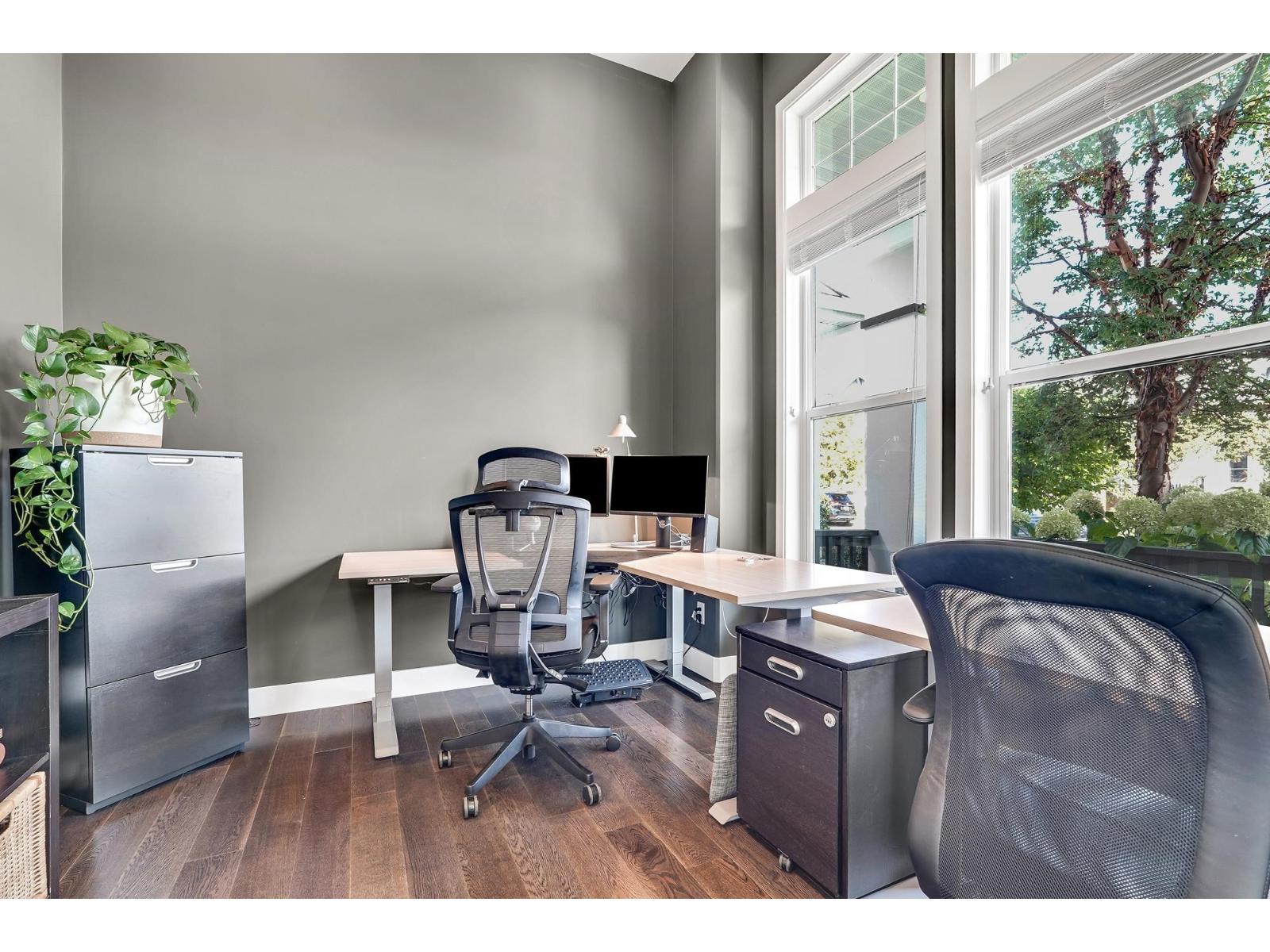 16980 77a Avenue, Surrey, British Columbia  V4N 6L2 - Photo 3 - R3060916