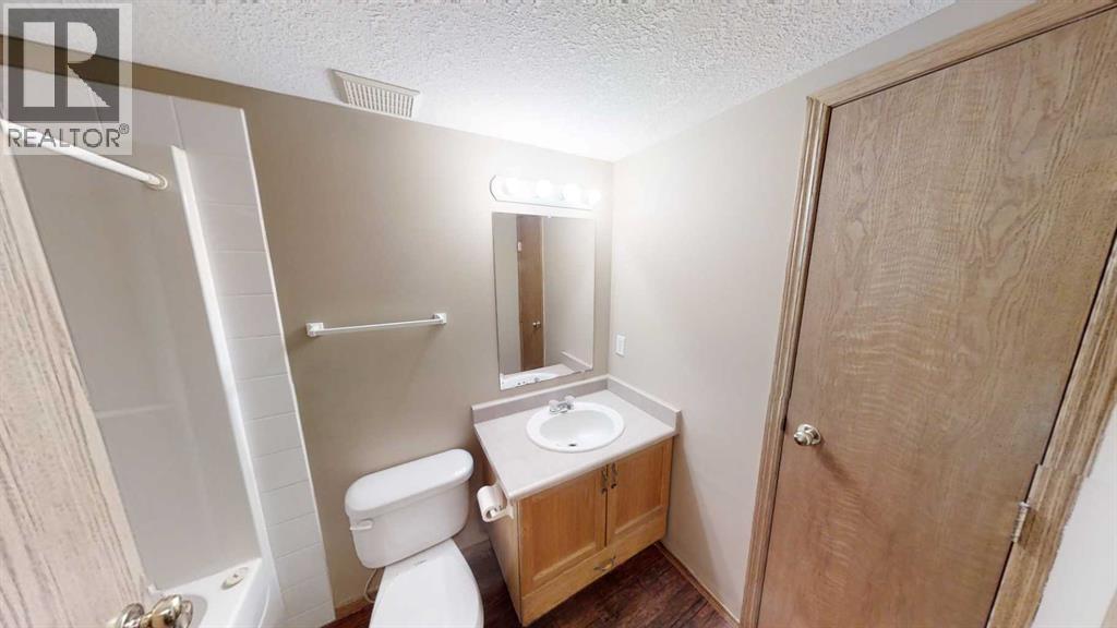 9503 103 Avenue, Grande Prairie, Alberta  T8V 1B6 - Photo 12 - A2265279