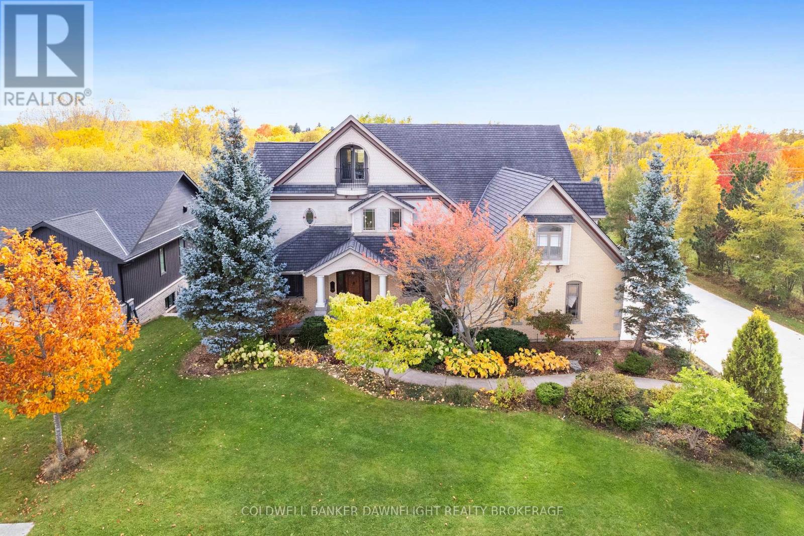 246 HAZELTON LANE, South Huron, Ontario