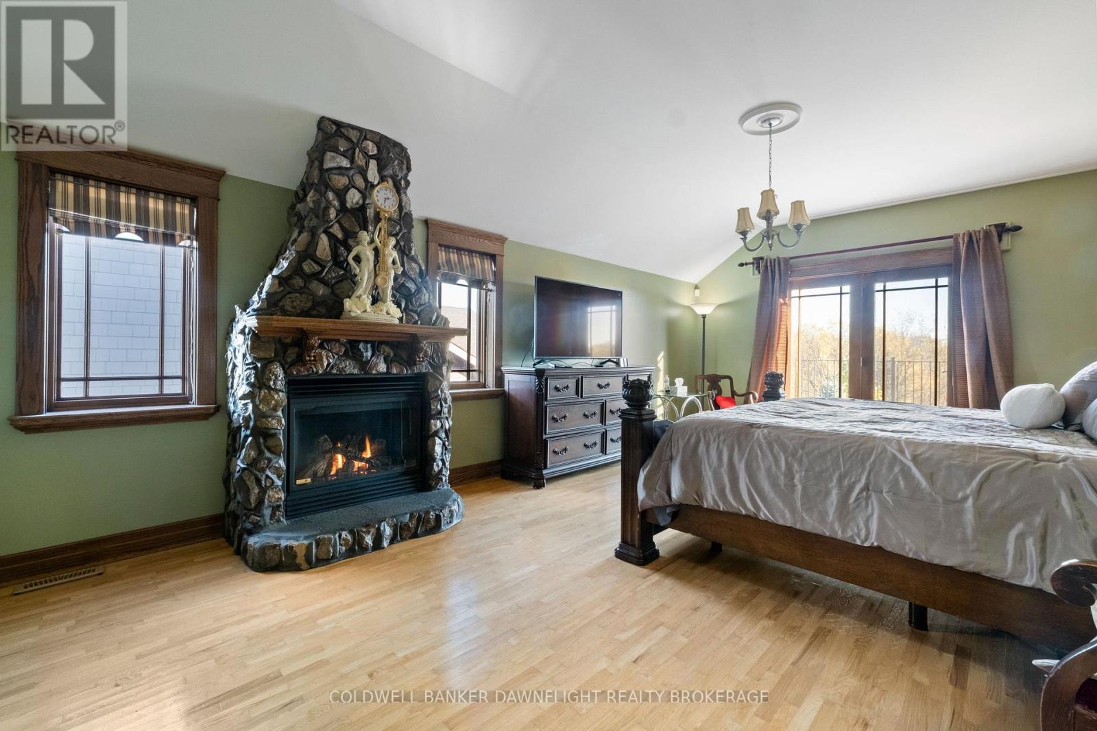 246 Hazelton Lane, South Huron, Ontario  N0M 1S3 - Photo 22 - X12476201