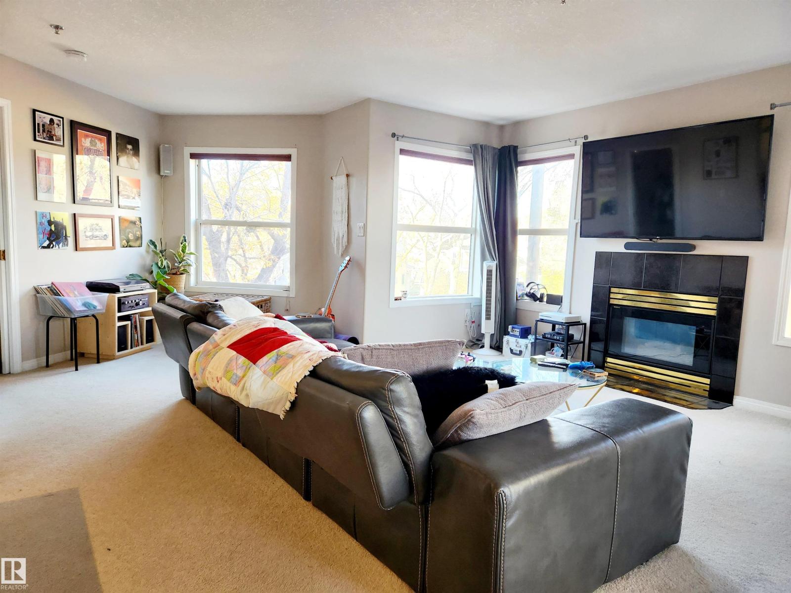 #304 12028 103 Av Nw, Edmonton, Alberta  T5K 2T9 - Photo 5 - E4463050