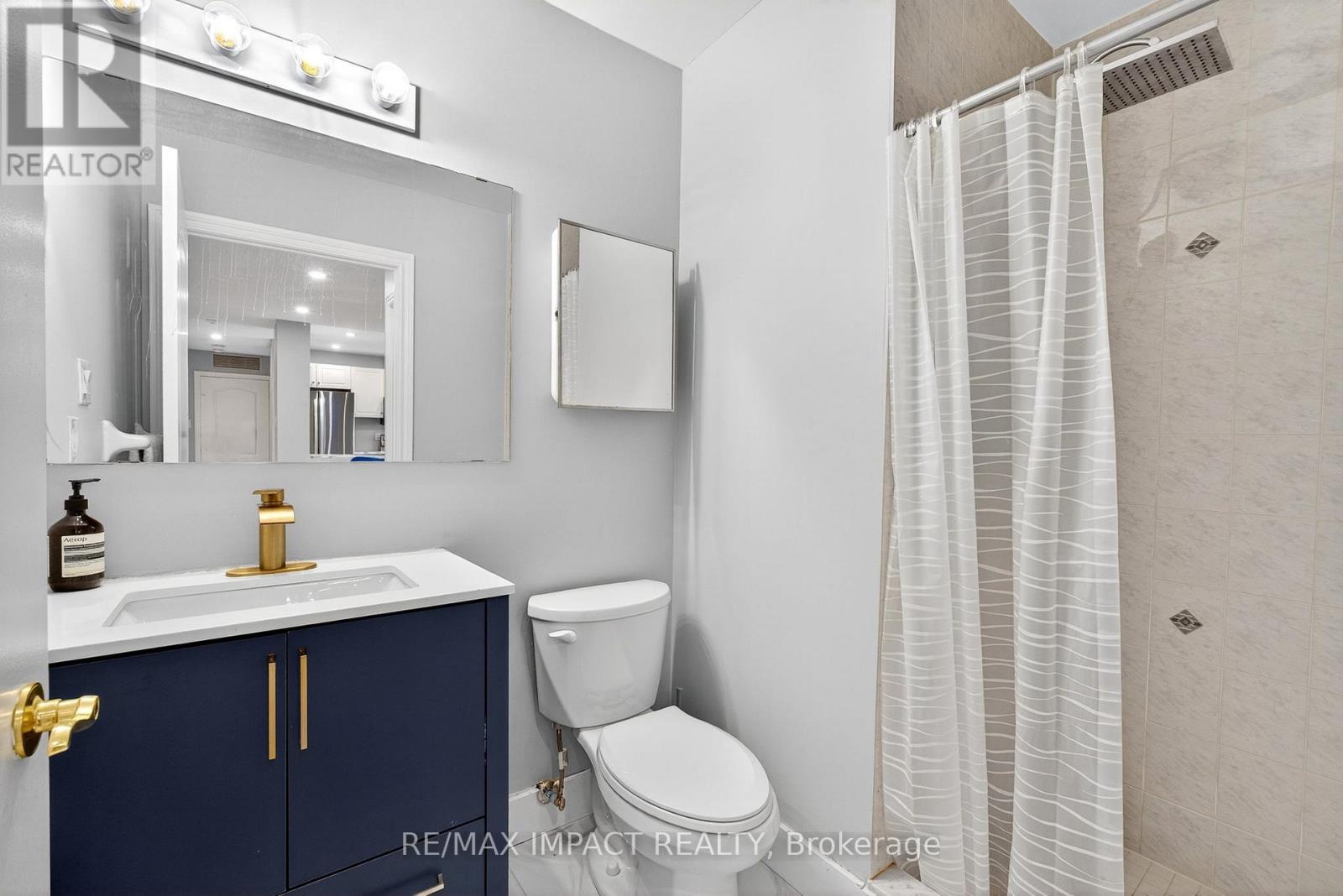 204 - 10 Dayspring Circle, Brampton (Goreway Drive Corridor), Ontario  L6P 1B9 - Photo 18 - W12475701