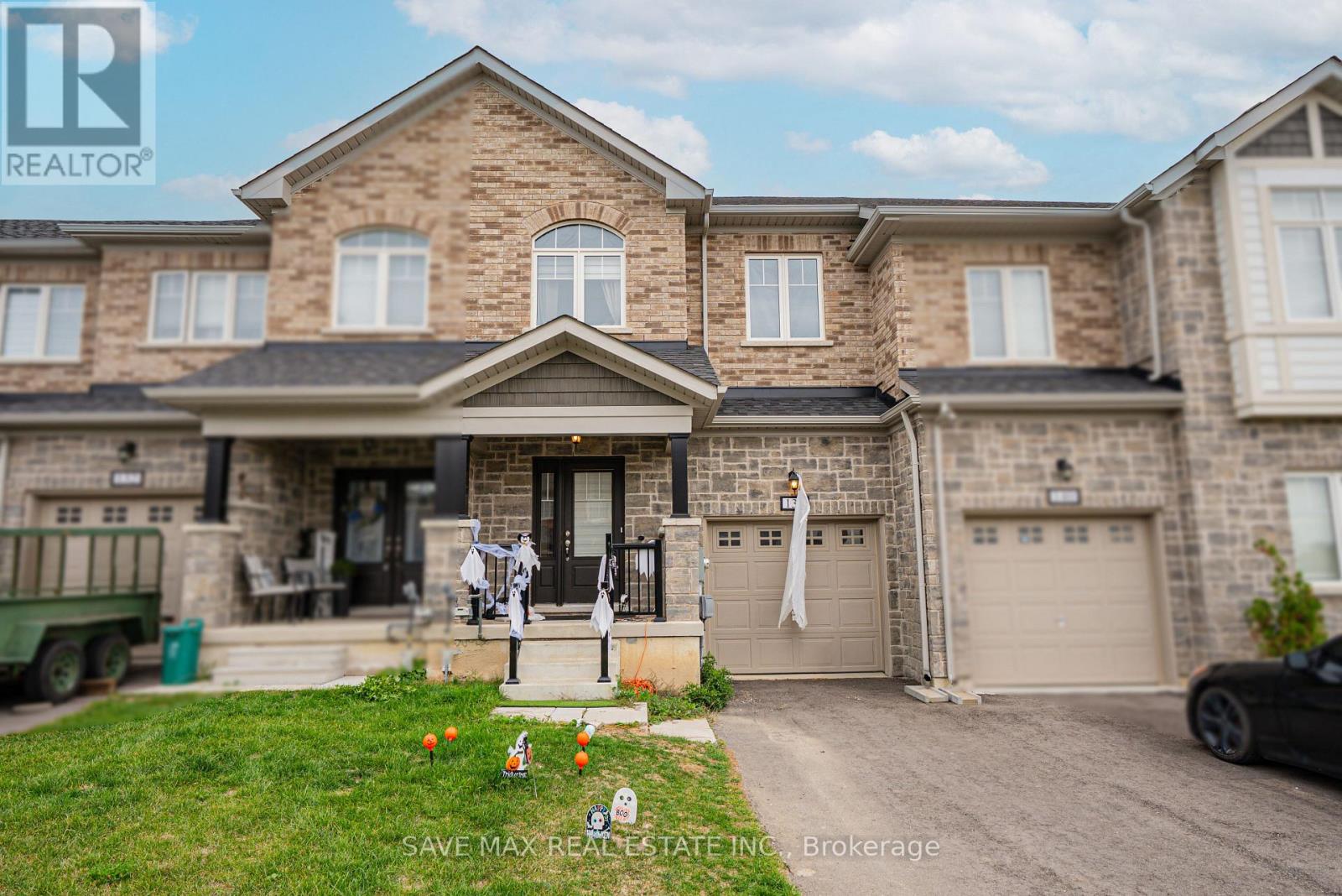 136 SAPPHIRE WAY, Thorold, Ontario