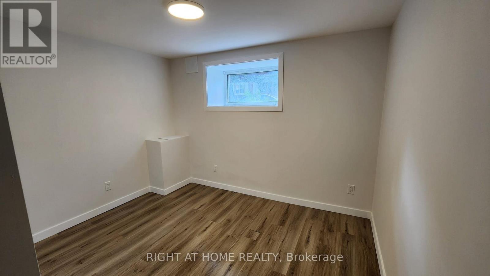 4 - 30 Stirton Street, Hamilton, Ontario  L8L 6E8 - Photo 18 - X12475555