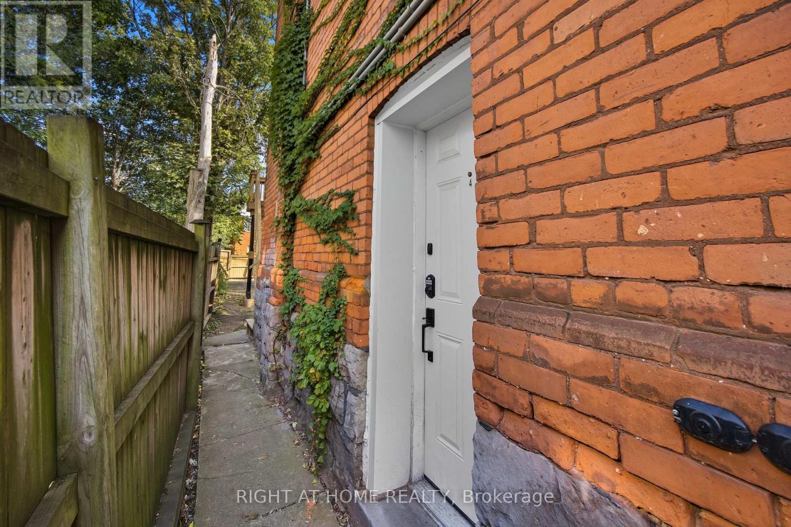 4 - 30 Stirton Street, Hamilton, Ontario  L8L 6E8 - Photo 3 - X12475555