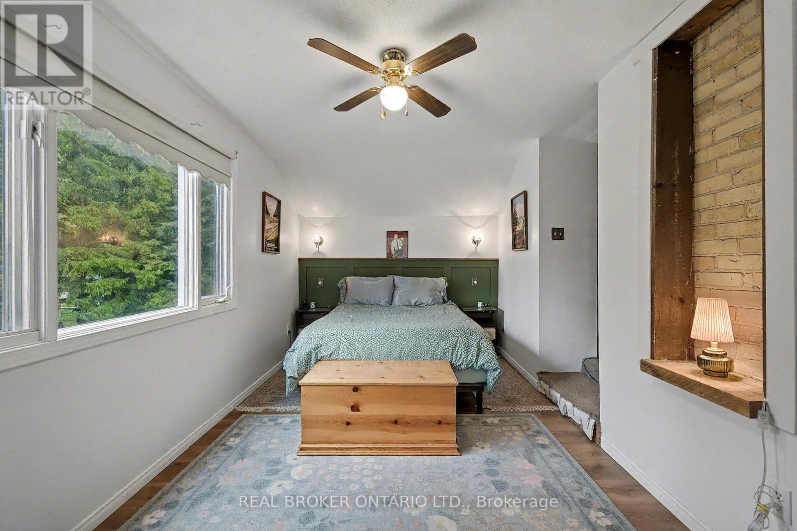 30 Wood Street, Mapleton, Ontario  N0G 1P0 - Photo 33 - X12475590