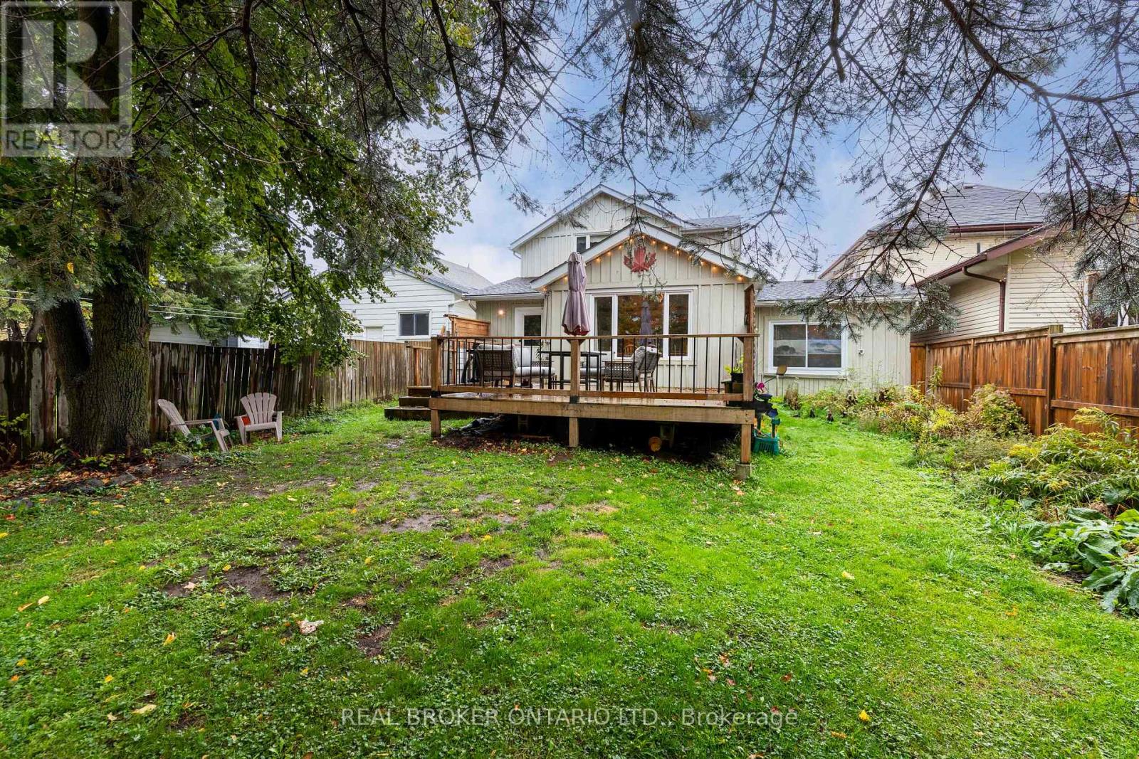 30 Wood Street, Mapleton, Ontario  N0G 1P0 - Photo 41 - X12475590
