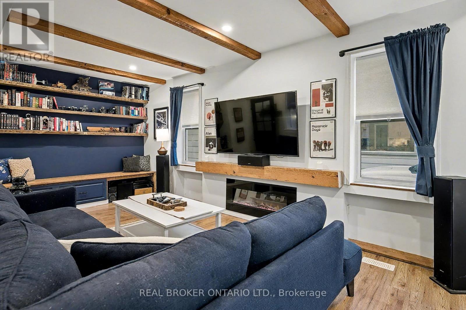 30 Wood Street, Mapleton, Ontario  N0G 1P0 - Photo 5 - X12475590
