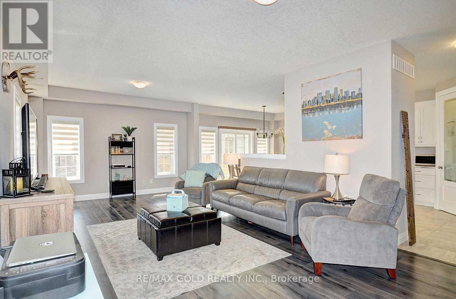 201 Tall Grass Crescent, Kitchener, Ontario  N2P 0G6 - Photo 8 - X12475599