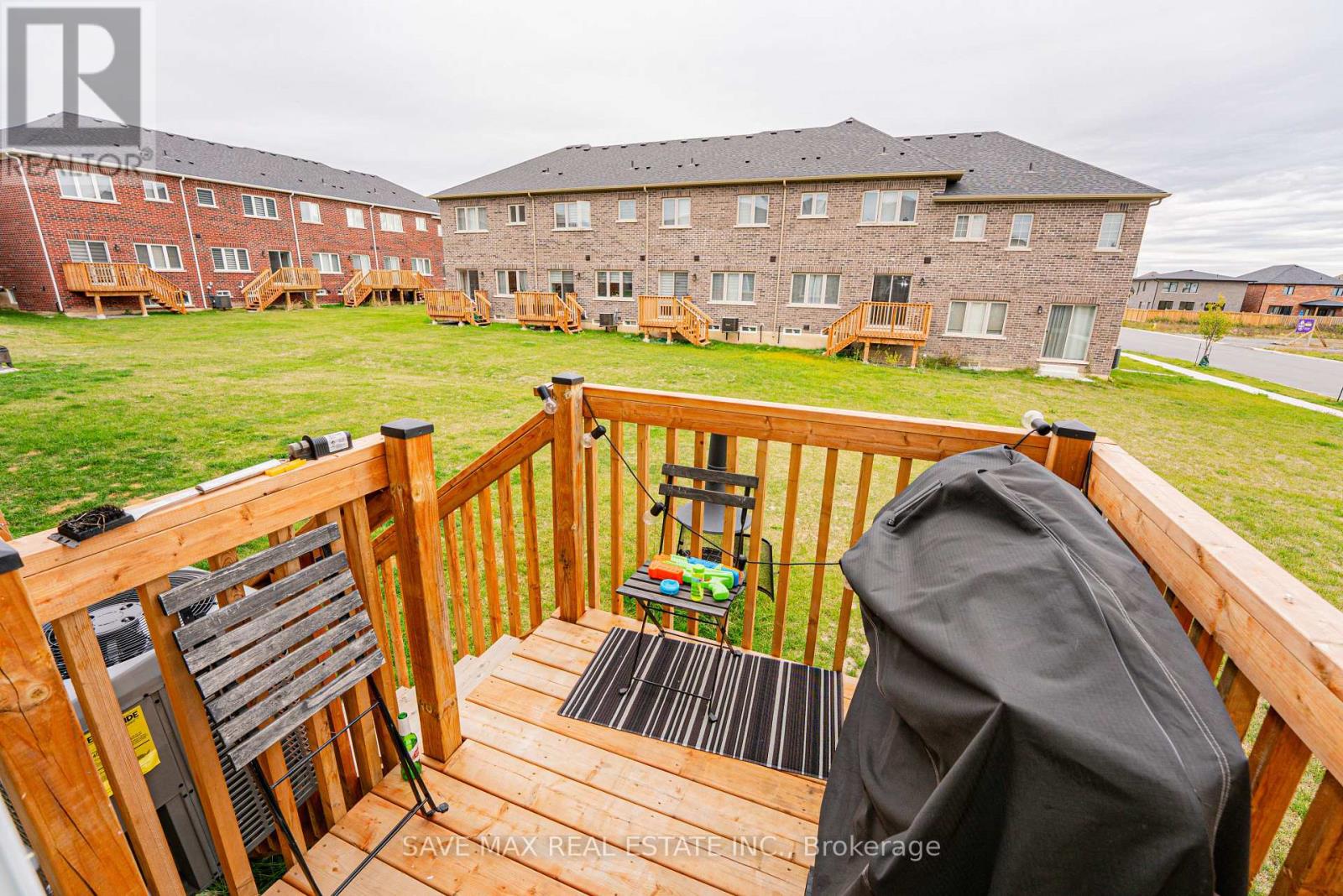 136 Sapphire Way W, Thorold, Ontario  L2V 0B8 - Photo 30 - X12475600