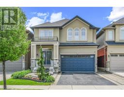 8 CHARTWELL CIRCLE, Hamilton, Ontario