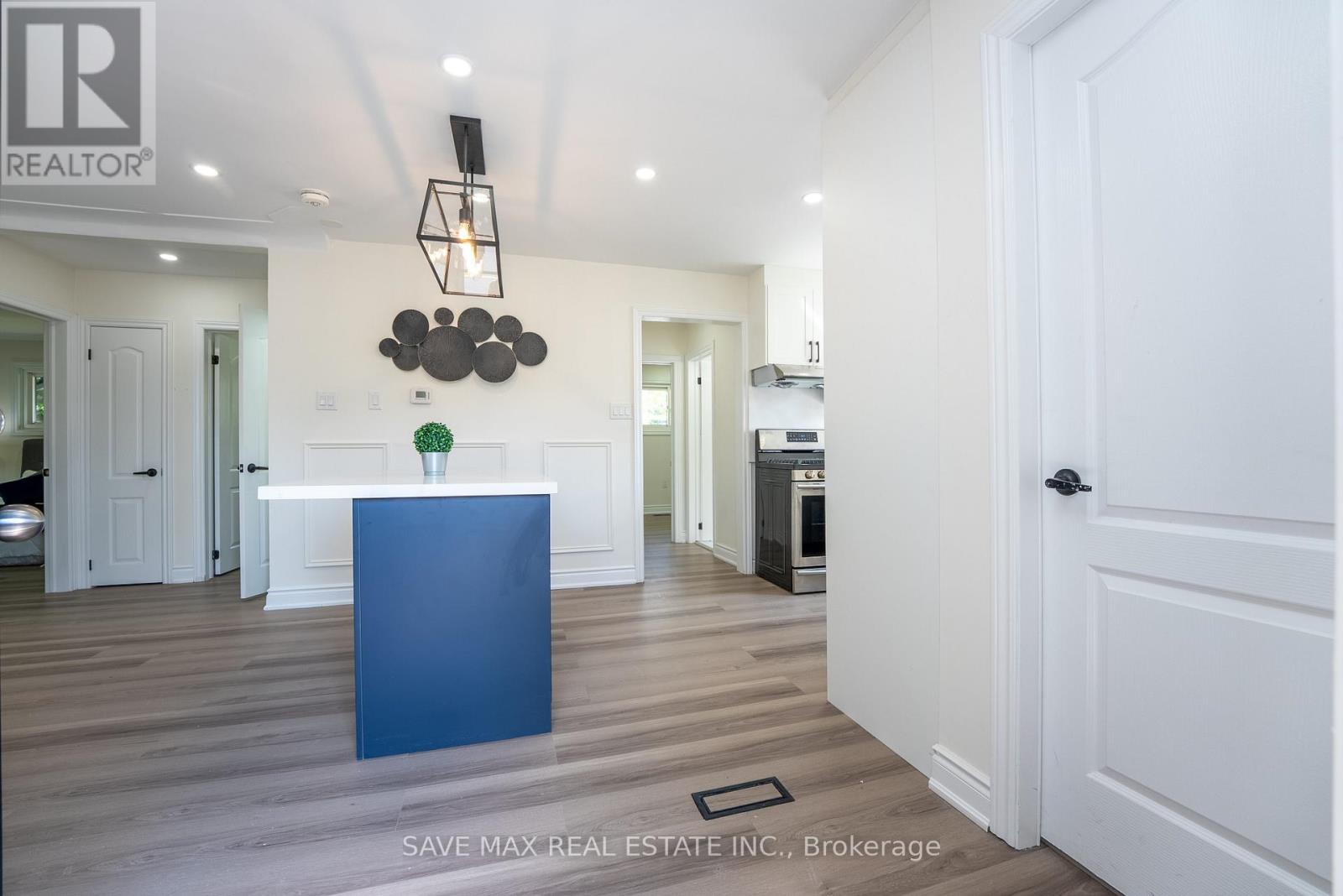 441 West 5th Street, Hamilton, Ontario  L9C 3P5 - Photo 8 - X12475621