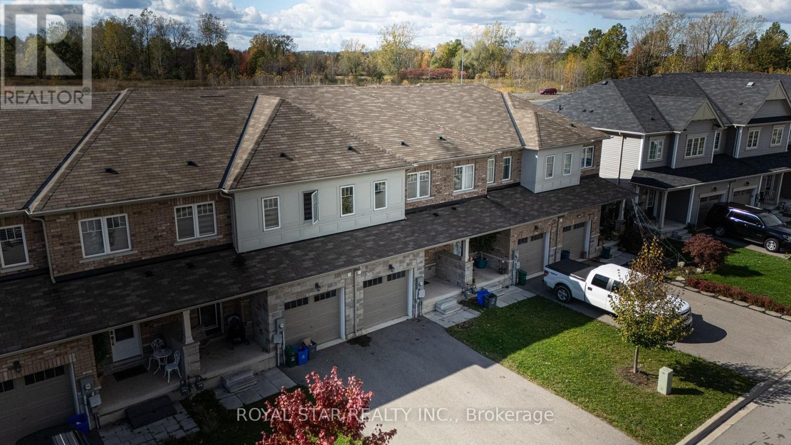 170 Esther Crescent, Thorold, Ontario  L3B 5N5 - Photo 2 - X12475671