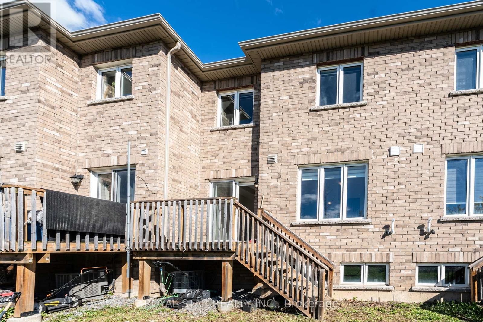 170 Esther Crescent, Thorold, Ontario  L3B 5N5 - Photo 23 - X12475671