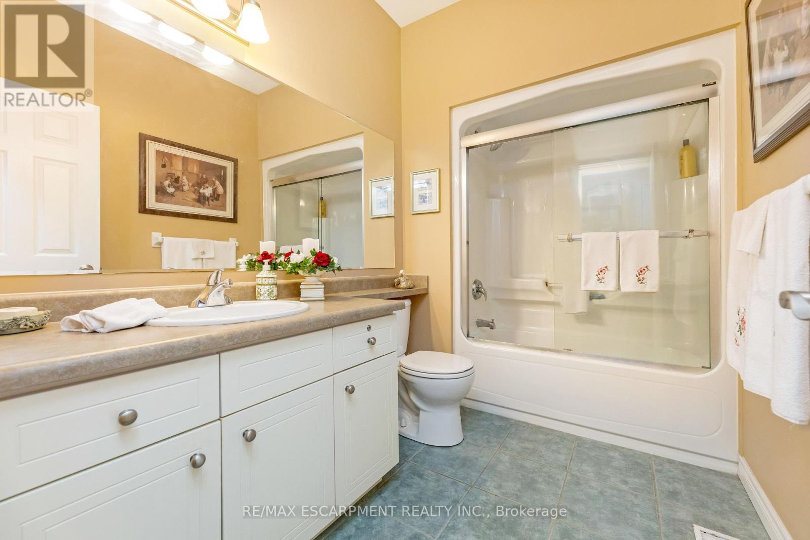 178 Bernardi Crescent, Guelph/eramosa, Ontario  N0B 2K0 - Photo 23 - X12475674