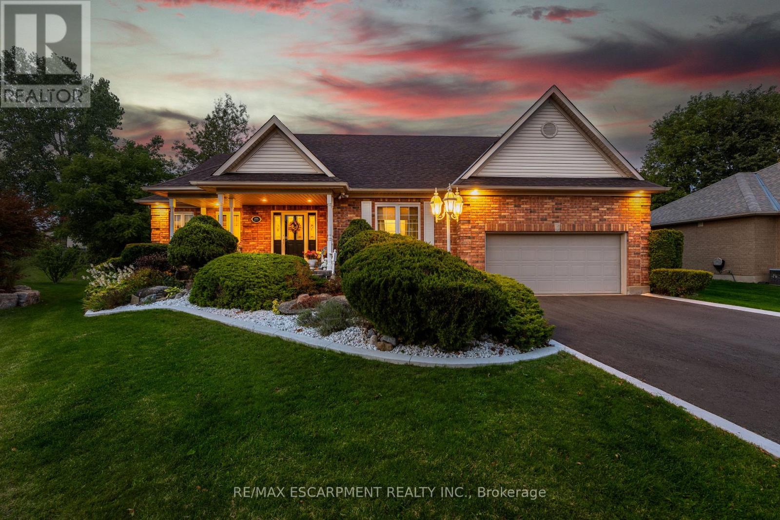 178 Bernardi Crescent, Guelph/eramosa, Ontario  N0B 2K0 - Photo 5 - X12475674
