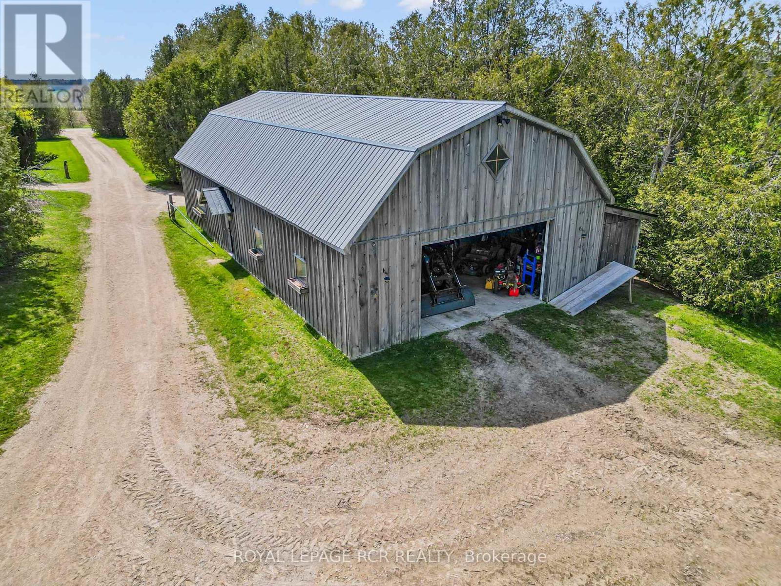 071533 10th Line, East Garafraxa, Ontario  L9W 7A1 - Photo 6 - X12475692