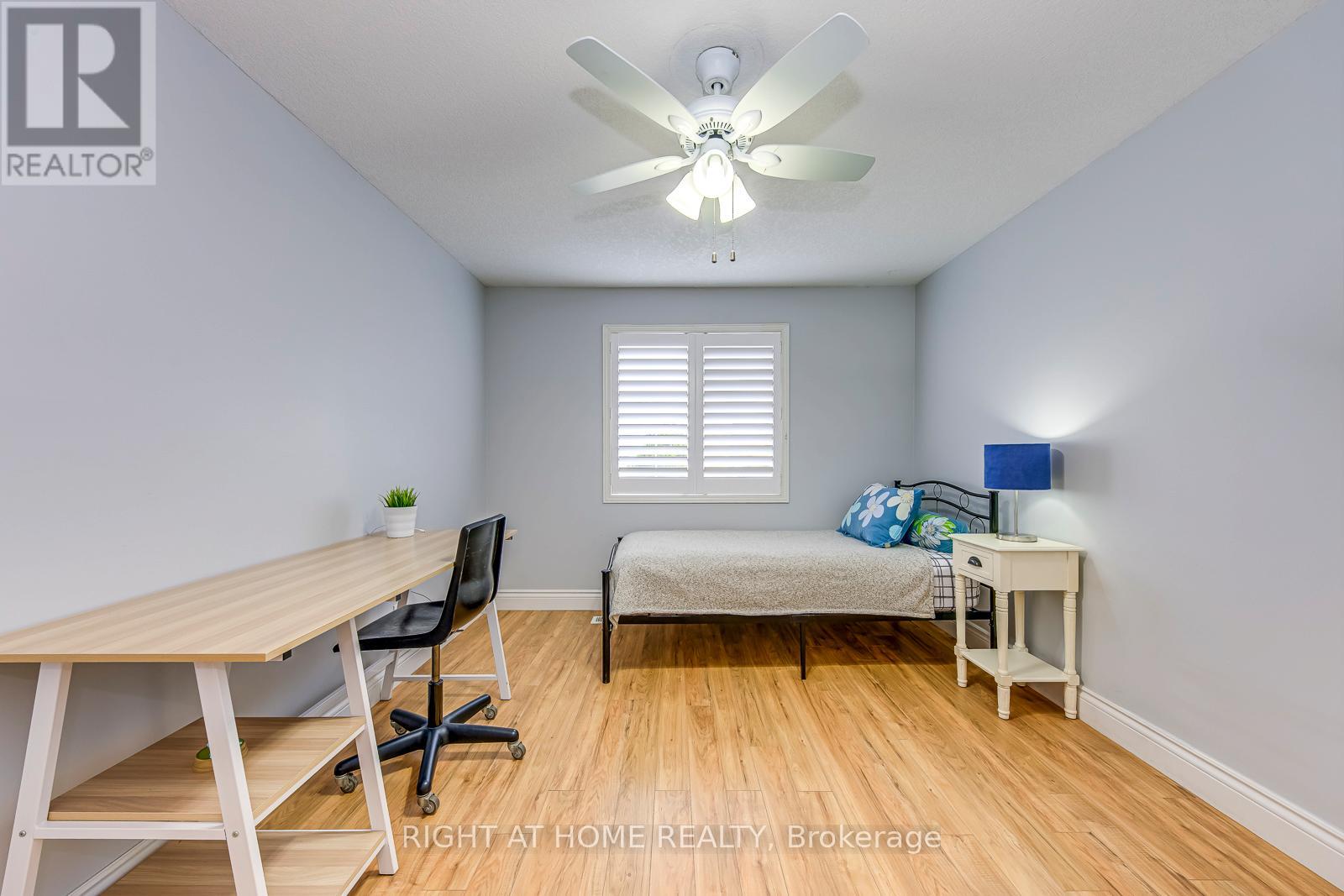 457 Laurel Gate Drive, Waterloo, Ontario  N2T 2S1 - Photo 31 - X12475709