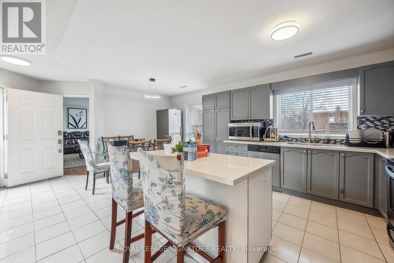 90 Tisdale Street S, Hamilton, Ontario  L8N 2W2 - Photo 10 - X12475740