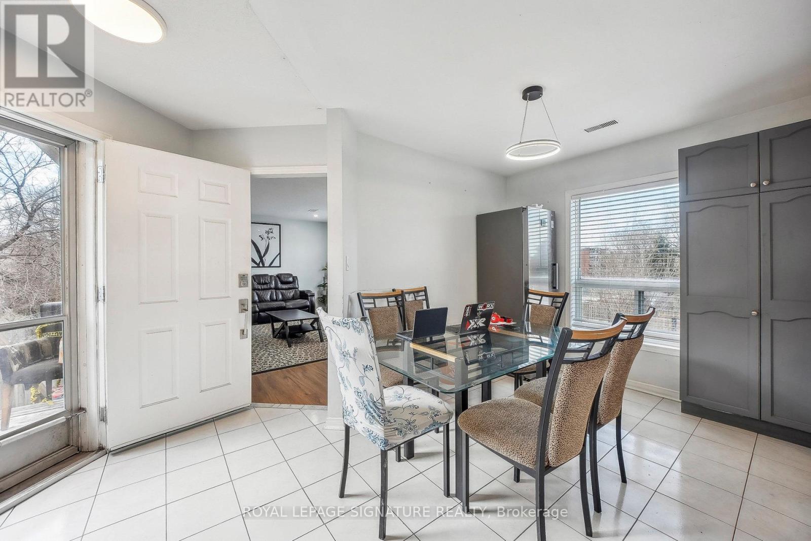 90 Tisdale Street S, Hamilton, Ontario  L8N 2W2 - Photo 11 - X12475740
