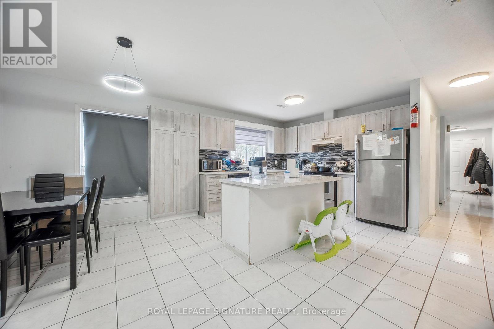 90 Tisdale Street S, Hamilton, Ontario  L8N 2W2 - Photo 17 - X12475740