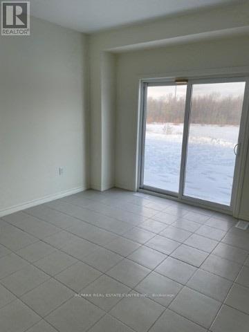 1452 Marina Drive, Fort Erie, Ontario  L2A 0C7 - Photo 10 - X12475751