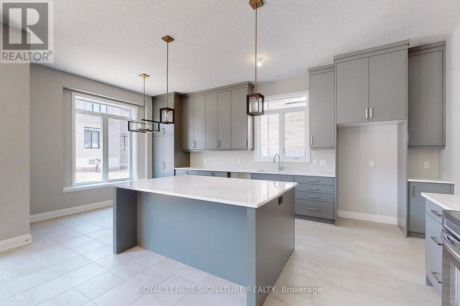 24 Hollybrook Trail, Kitchener, Ontario  N2R 0M4 - Photo 8 - X12475784
