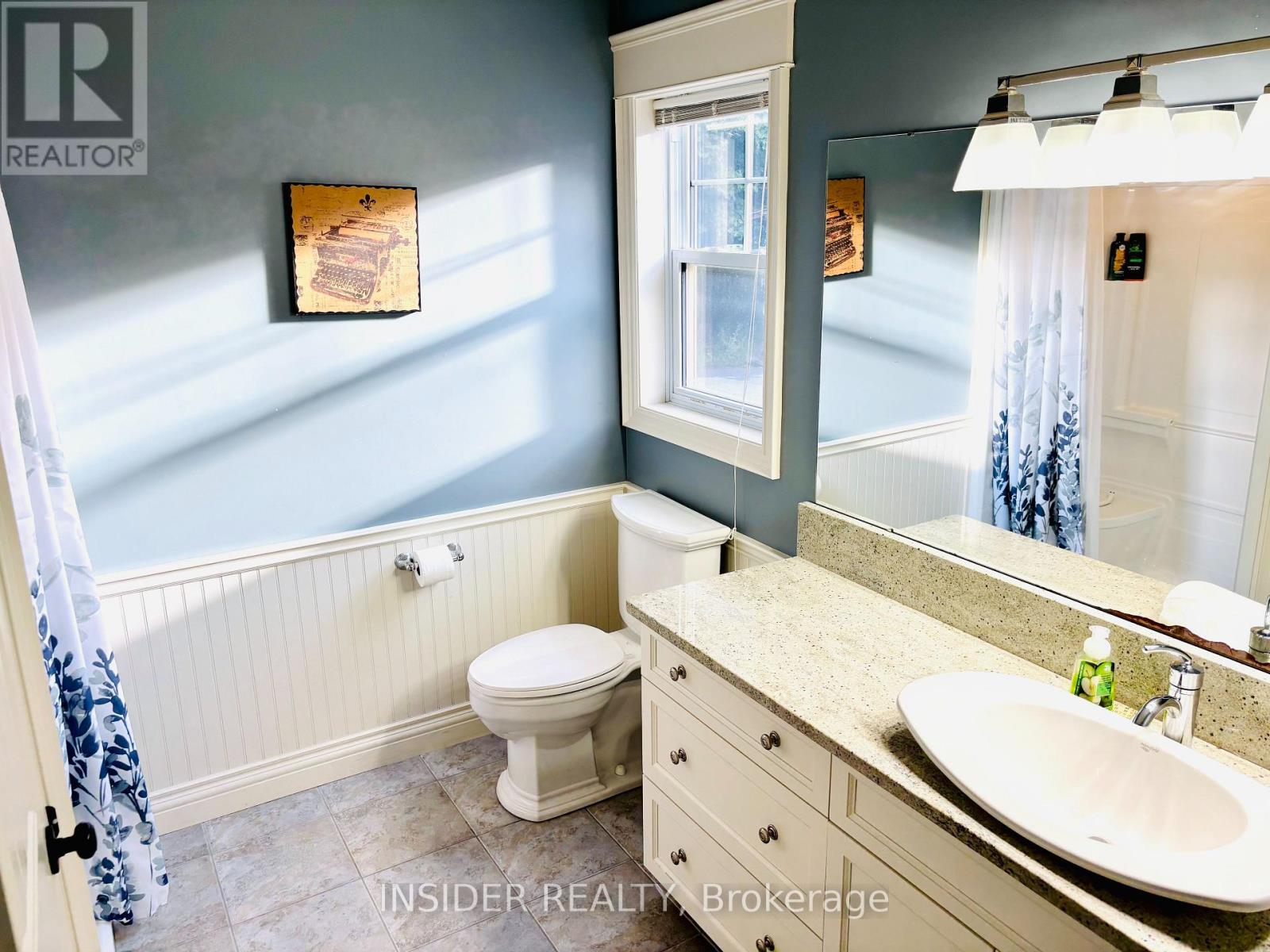 129 Blue Jay Crescent, Grey Highlands, Ontario  N0C 1H0 - Photo 10 - X12475820