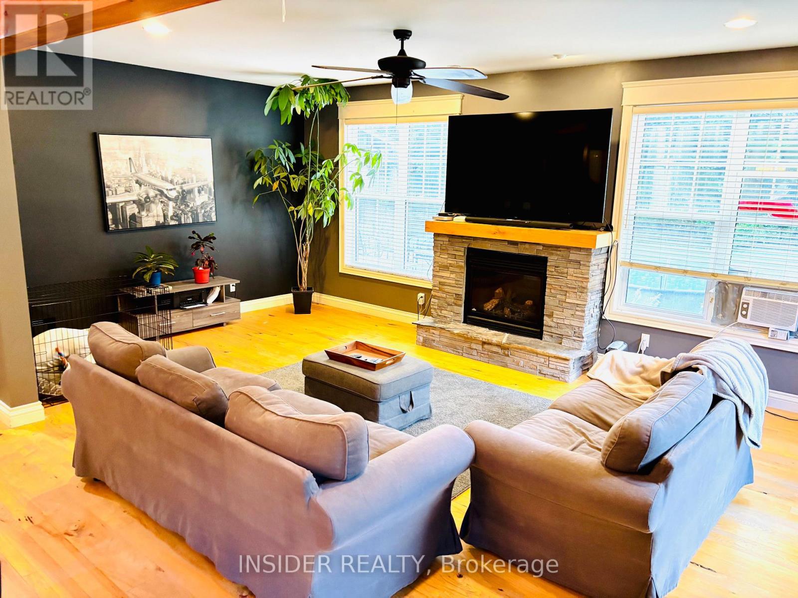 129 Blue Jay Crescent, Grey Highlands, Ontario  N0C 1H0 - Photo 3 - X12475820