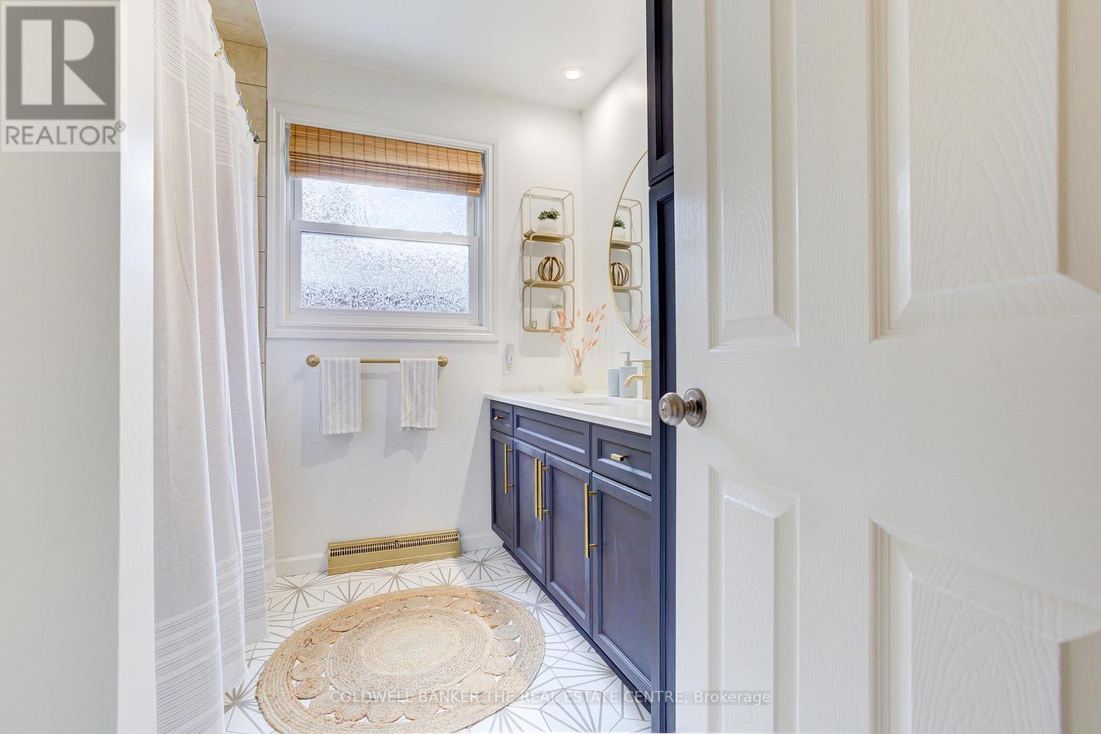 83 Inwood Crescent, Kitchener, Ontario  N2M 2L9 - Photo 18 - X12475825