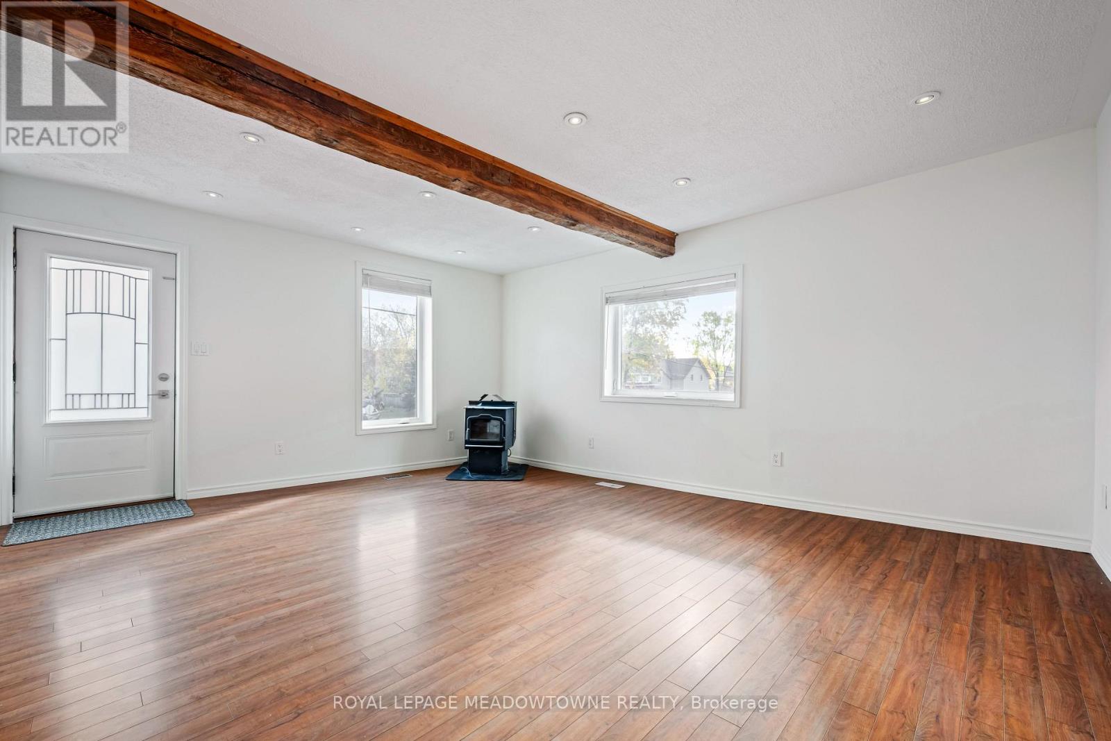 34 Crozier Street, East Luther Grand Valley, Ontario  L0N 1G0 - Photo 11 - X12475884
