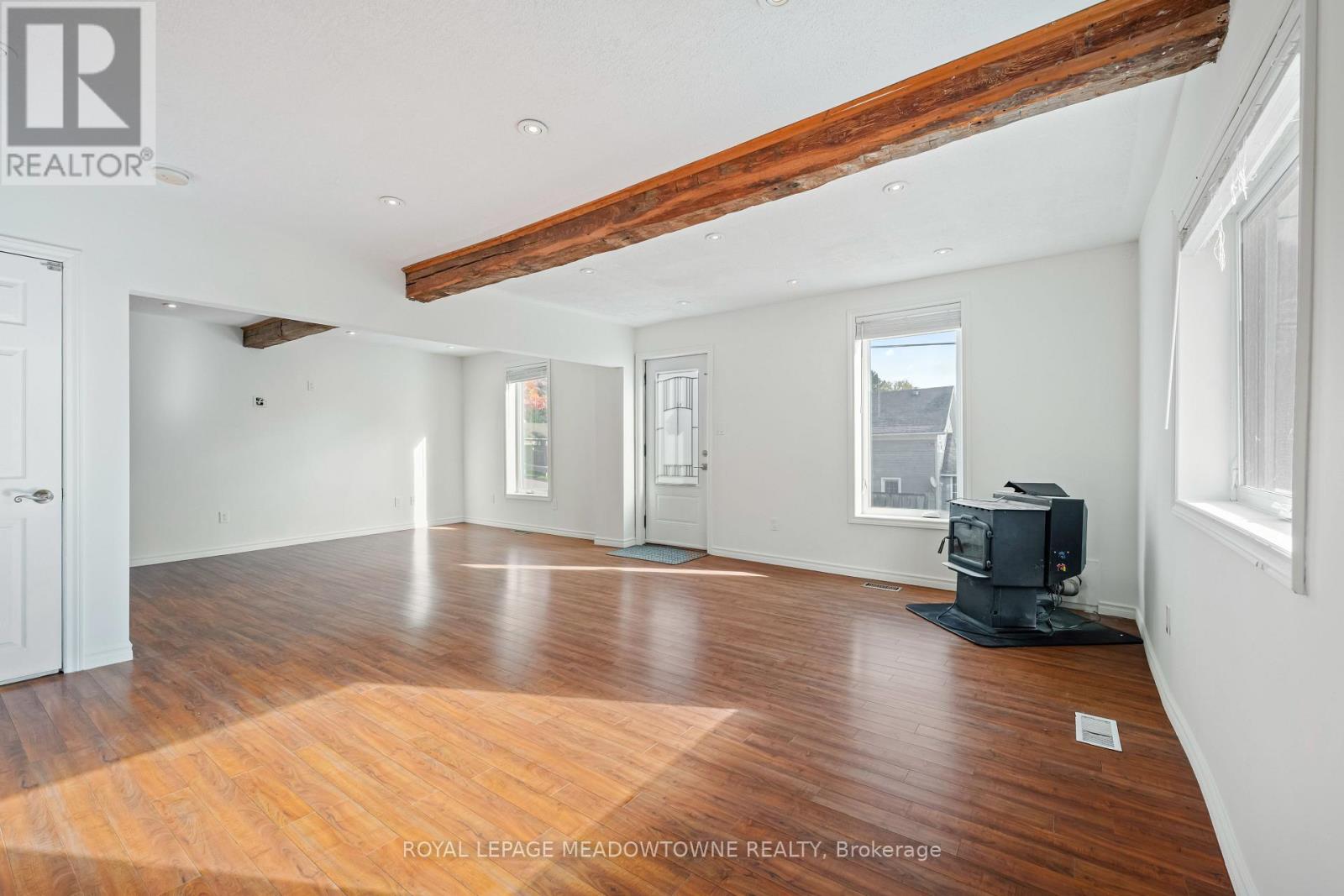 34 Crozier Street, East Luther Grand Valley, Ontario  L0N 1G0 - Photo 12 - X12475884