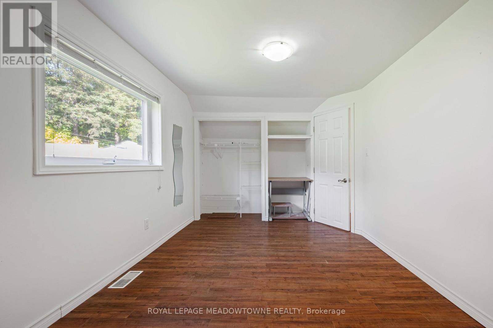 34 Crozier Street, East Luther Grand Valley, Ontario  L0N 1G0 - Photo 21 - X12475884